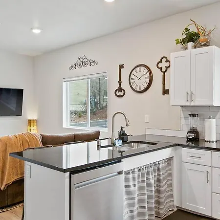 Full Ada Unit - 2 Bed 2 Bath Unit Near Downtown Apartment Spokane Exterior photo