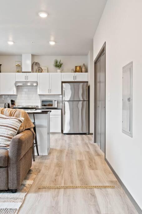 Full Ada Unit - 2 Bed 2 Bath Unit Near Downtown * Spokane